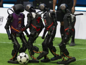Xitoyda odamsimon robotlar ishtirokidagi ilk futbol turniri bo‘lib o‘tdi