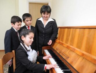 Musiqa va jismoniy tarbiya fanlari o‘qituvchilariga sertifikat berish tartibi belgilandi