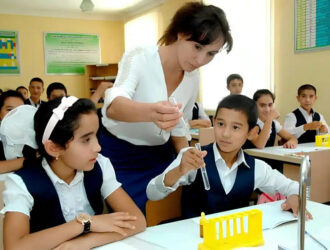O‘zbekistonda o‘qituvchilar soni o‘n yilda 43,4 foizga oshdi