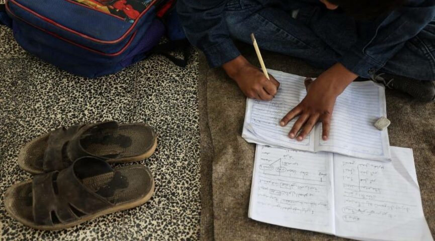 G‘azoda ayrim maktablar qayta ochildi, o‘quvchilar darslarga qaytmoqda