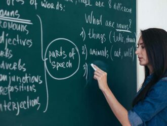 Oʻzbekiston maktablarida xorijiy til oʻqituvchilariga sertifikat olish uchun qoʻshimcha imkoniyat beriladi